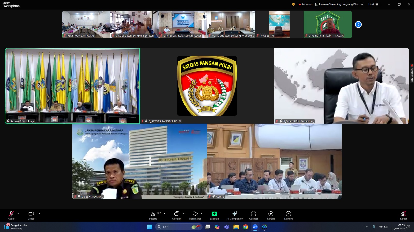 Pemprov Lampung diwakili oleh Staf Ahli Bidang Ekonomi, Keuangan dan Pembangunan (Ekubang) Zainal Abidin, mengikuti Rapat Koordinasi Pengendalian Inflasi Daerah secara virtual || Foto: Dinas Kominfotik Provinsi Lampung
