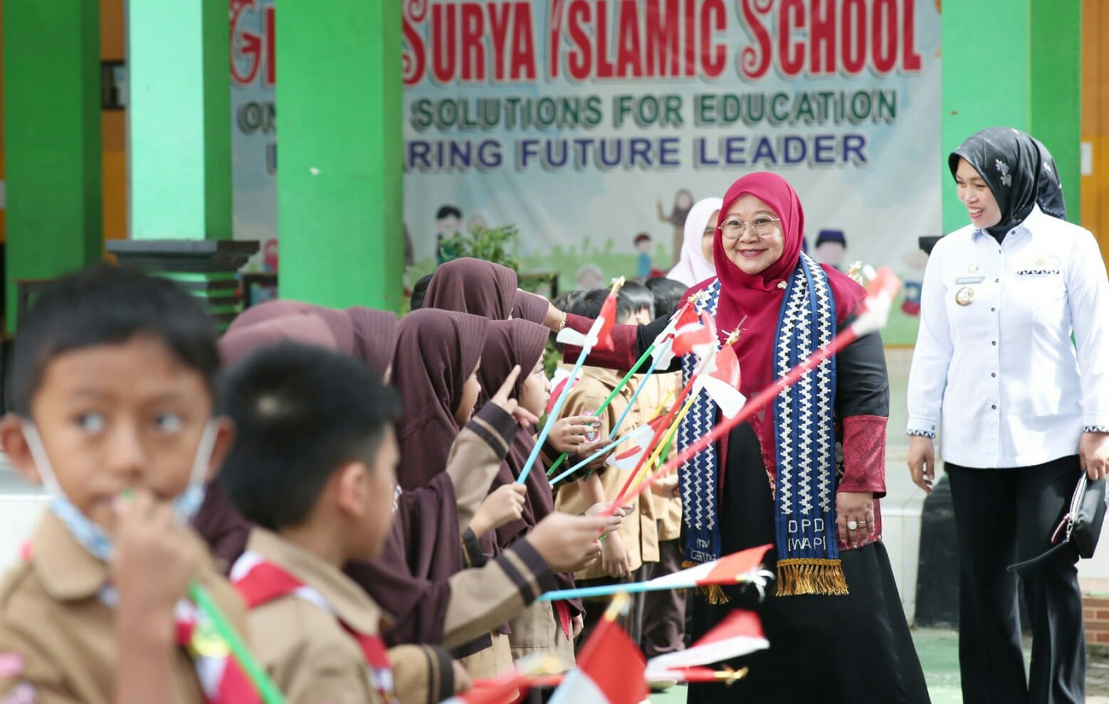 Pj. Ketua Tim Penggerak PKK Provinsi Lampung Ibu Maidawati Retnoningsih Samsudin saat menghadiri Hari Ulang Tahun (HUT) Iwapi ke-50 || Foto: Adpim Pemprov Lampung