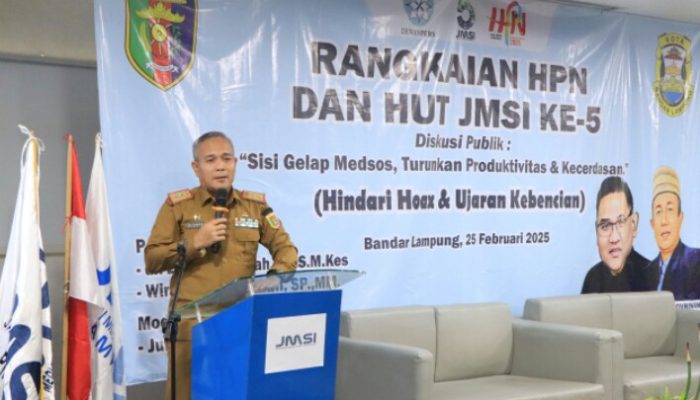 Kepala Dinas Kominfotik Provinsi  Lampung Buka Diskusi Publik