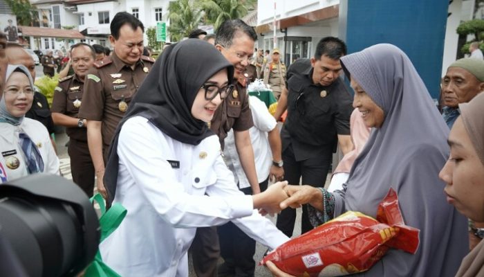 Wagub Jihan Dukung Pelaksanaan Bazar Pasar Murah Ramadan Kejaksaan Tinggi Lampung