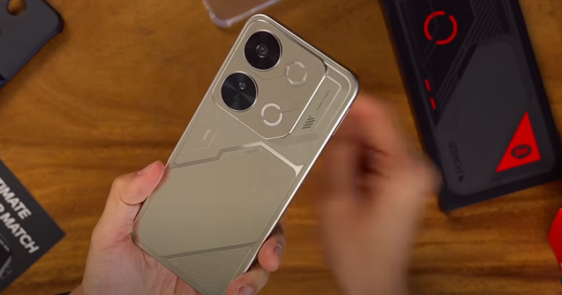 Itel P65 || Foto: Istimewa