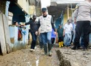 Bupati Pesawaran Gerak Cepat Tinjau Lokasi Banjir dan Beri Bantuan