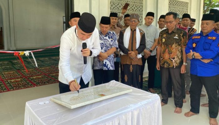 Bupati Pesawaran Resmikan Masjid Al-Muttaqin