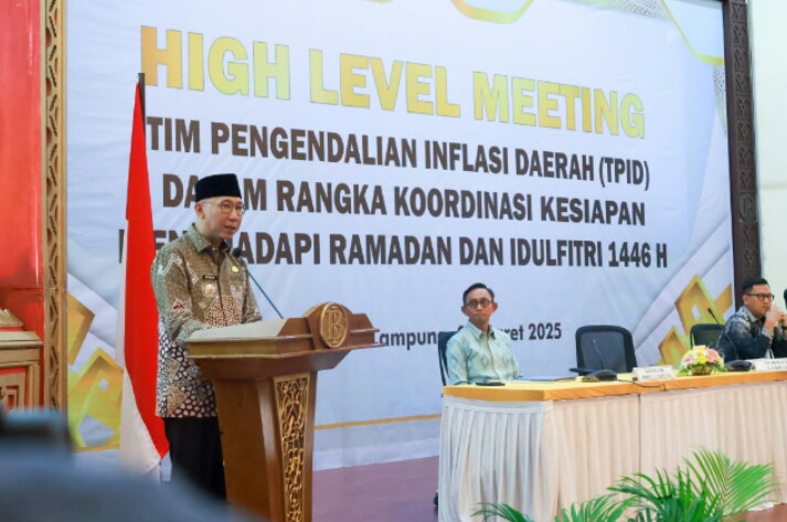 Gubernur Lampung, Rahmat Mirzani Djausal mengikuti kegiatan High Level Meeting dalam rangka menghadapi bulan suci Ramadan dan Idul Fitri 1446 H/2025 M || Foto: Dinas Kominfotik Provinsi Lampung