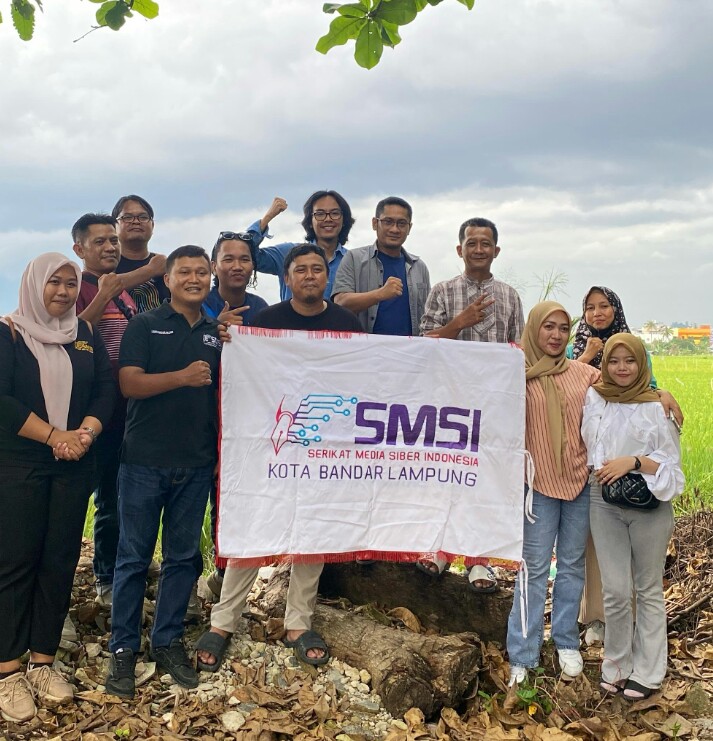 SMSI Kota Bandar Lampung menggelar aksi berbagi takjil dan mempererat tali silaturahmi sesama anggota di bulan Ramadan || Foto: Dok. SMSI Bandar Lampung