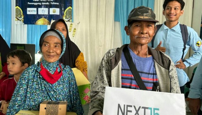 Kolaborasi, NEXT15 dan LKS Apik Mandiri Bagikan 150 Paket Bantuan kepada Yatim dan Duafa di Panjang Selatan