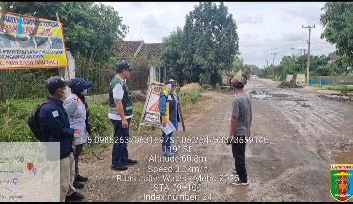 Perbaikan jalan provinsi di ruas Wates-Metro || Foto: Dinas Kominfotik Provinsi Lampung