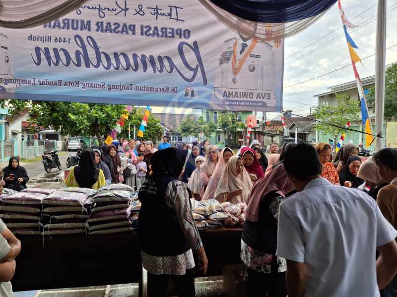 Gelombang Optimisme di Benowo: Pasar Murah Pemprov Jatim Beri Angin Segar bagi Warga Surabaya Gelombang Optimisme di Benowo: Pasar Murah Pemprov Jatim Beri Angin Segar bagi Warga Surabaya