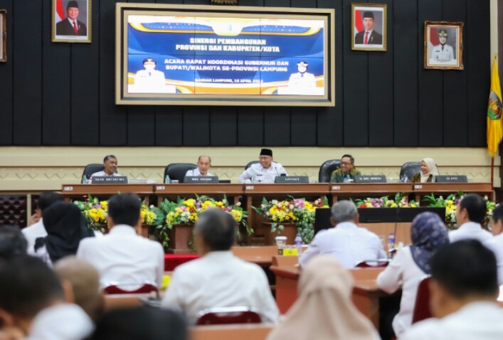 Gubernur Lampung Rahmat Mirzani Djausal menggelar rapat koordinasi bersama Bupati/Walikota se-Provinsi Lampung || Foto: Adpim Pemprov Lampung