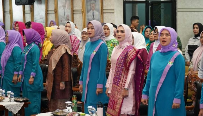 Resmi Dilantik, Perempuan Bangsa Lampung Dorong Pemberdayaan dan Penanggulangan Kekerasan