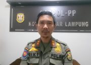 Ahmad Nurizki Erwandi, Kasatpol PP Bandar Lampung saat dimintai keterangan di kantornya || Foto: 5W1HINDONESIA.ID