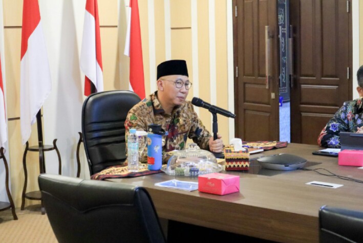 Gubernur Rahmat Mirzani Djausal saat menerima Audiensi dari General Manager PLN UID Lampung Muhammad Joharifin bertempat di Ruang Rapat Sakai Sambayan || Foto: Dinas Kominfotik Provinsi Lampung
