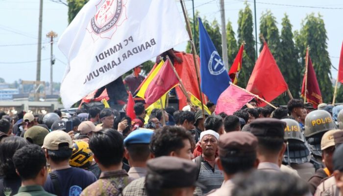 Tolak Berdialog hingga Lakukan Kericuhan, Gubernur: Penyelesaian Masalah Harus Dilakukan dengan Cara Baik