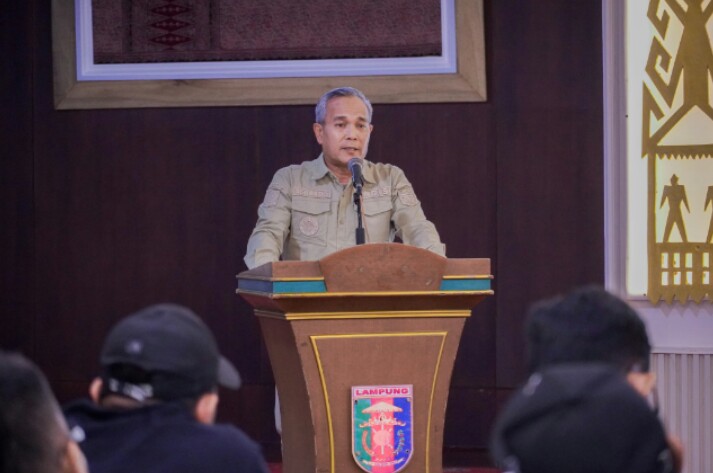 Kepala Dinas Komunikasi, Informatika, dan Statistik Provinsi Lampung, Achmad Saefulloh, secara resmi membuka kegiatan Pemilihan Ketua Ikatan Jurnalis Pemprov (IJP) Lampung Periode 2025–2028 || Foto: Dinas Kominfotik Provinsi Lampung