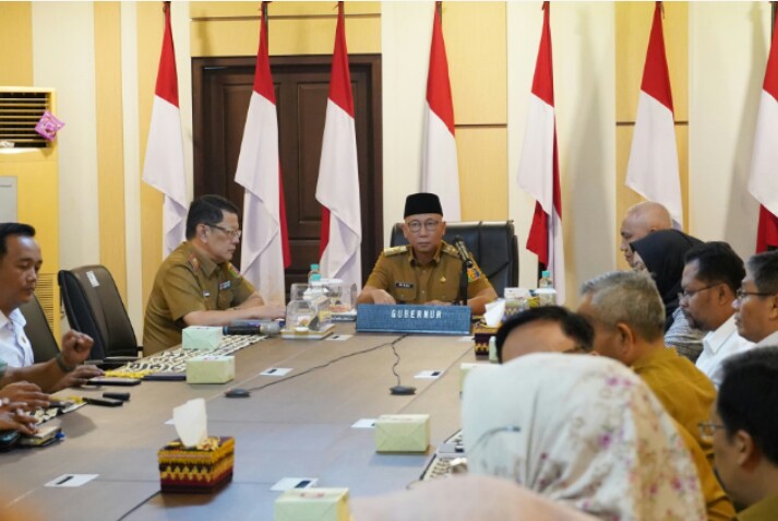 Rapat Koordinasi Pengendalian Inflasi Daerah yang dirangkaikan dengan Sosialisasi Inpres Nomor 9 Tahun 2025 Tentang Percepatan Pembentukan Koperasi Desa/Kelurahan Merah Putih secara virtual yang dihadiri Gubernur Lampung, Rahmat Mirzani Djausal || Foto: Dinas Kominfotik Provinsi Lampung