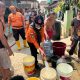 BPBD Bandar Lampung salurkan air bersih untuk warga kelurahan Panjang Utara || Foto: Dok. Diskominfo