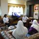 Wagub Lampung Jihan Nurlela menerima kunjungan silaturahmi Pimpinan Wilayah Wanita Islam (PWWI) Provinsi Lampung, di Ruang Kerja Wakil Gubernur || Foto: Adpim Pemprov Lampung