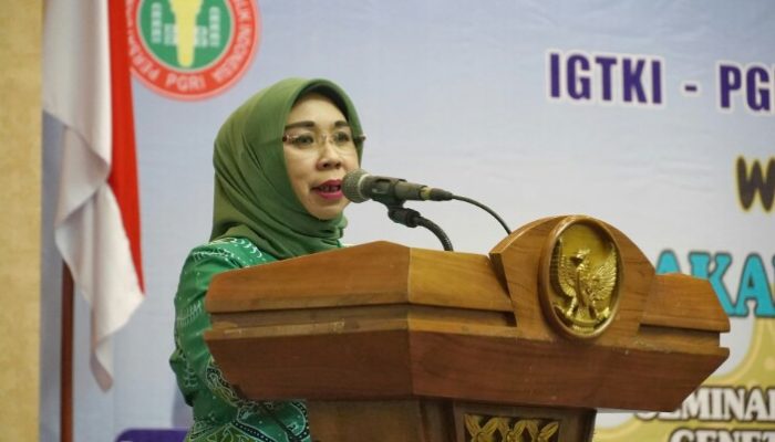 TP PKK Provinsi Lampung Dukung Peningkatan Kualitas Guru TK melalui Workshop Membatik dan Seminar Golda Institut