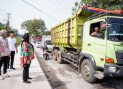 Pemkot Bandar Lampung Cor Jalan Teuku Cik Ditiro