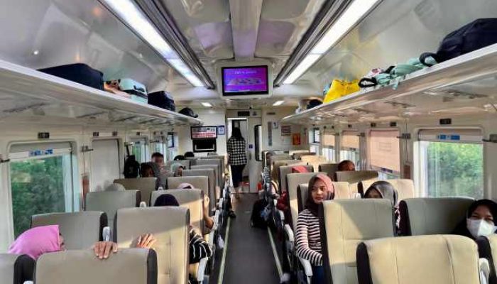 PT. KAI Divre IV Tanjungkarang Angkut 103.691 Penumpang Selama Masa Liburan