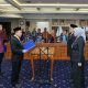 Sekdaprov Marindo Kurniawan melantik dan mengambil Sumpah/Janji Jabatan 2 Pejabat Pimpinan Tinggi Pratama di lingkungan Pemerintah Provinsi Lampung || Foto: Dinas Kominfotik Provinsi Lampung