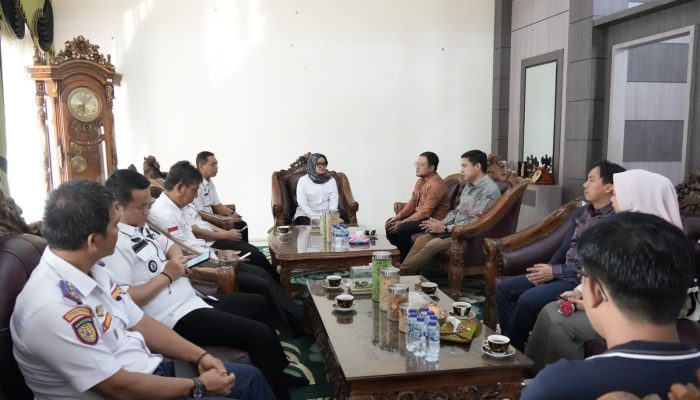 Jalin Sinergi, PLN dan Pemkab Lamtim Perkuat Infrastruktur Kelistrikan