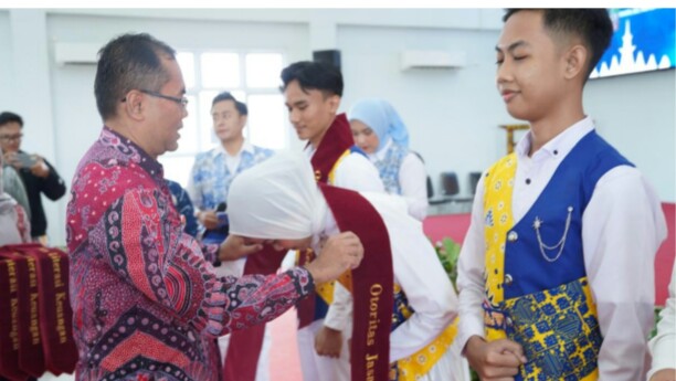 OJK Provinsi Lampung menggelar kegiatan Edukasi Literasi dan Iklusi Keuangan serta Pengukuhan Duta Literasi kepada 500 Mahasiswa Duta Generasi Berencana (Duta Genre) di Aula Institut Teknologi Sumatra (ITERA) || Foto: OJK Lampung