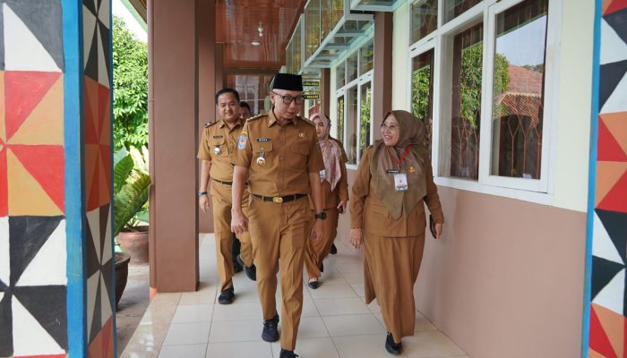 Hapus Uang Komite Sekolah, Langkah Strategis Gubernur Dorong Deflasi di Provinsi Lampung