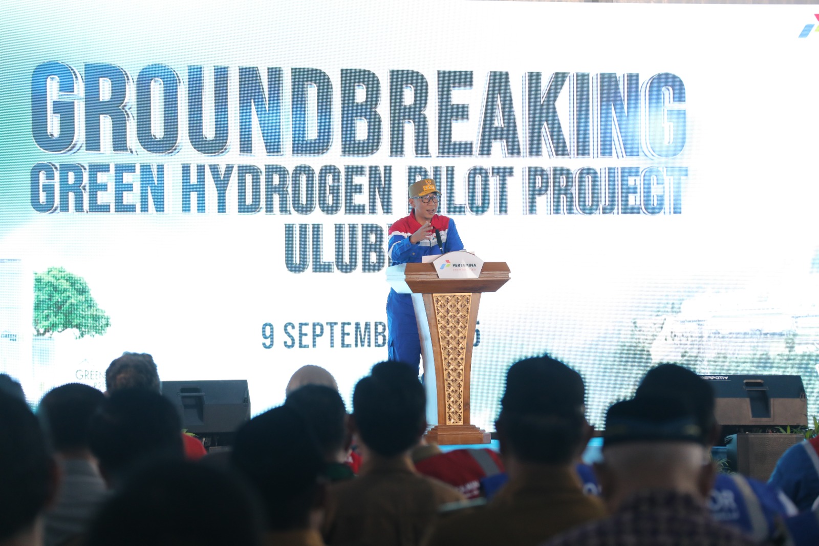 Gubernur Lampung, Rahmat Mirzani Djausal saat menghadiri acara peletakan batu pertama (ground breaking) pembangunan Green Hydrogen Project Pertamina Geothermal Energy (PGE) Area Ulubelu, Tanggamus || Foto: Dinas Kominfotik Provinsi Lampung