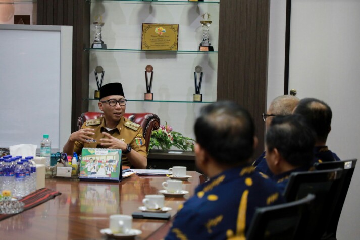 Gubernur Lampung, Rahmat Mirzani Djausal menerima kunjungan silaturahmi Pengurus Ikatan Notaris Indonesia (INI) Wilayah Lampung || Foto: Dinas Kominfotik Provinsi Lampung