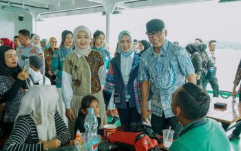 Gubernur Lampung Rahmat Mirzani Djausal, secara resmi mengoperasikan KMP Dalom 1 di Lintas Penyeberangan Bakauheni-Merak || Foto: Dinas Kominfotik Provinsi Lampung