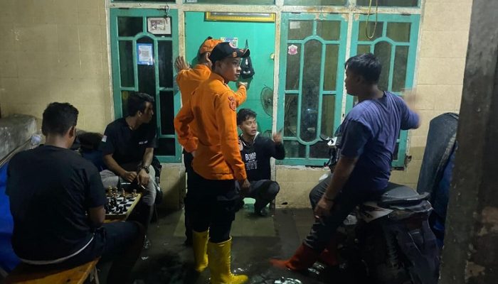 Banjir Rob Rendam 4 Kecamatan di Bandar Lampung, BMKG: Fenomena Pasang Maksimal Masih Berlangsung