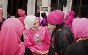 Ketua TP. PKK Provinsi Lampung, Purnama Wulan Sari Mirza, menghadiri Ramah Tamah bersama Komunitas Ibu Cerdas Indonesia (KICI) se-Indonesia di Mahan Agung || Foto: Dinas Kominfotik Provinsi Lampung