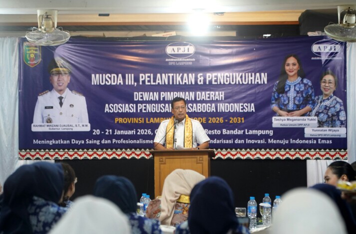 Staf Ahli Gubernur Bidang Ekonomi, Keuangan, dan Pembangunan (Ekubang), Bani Ispriyanto, pada acara Pelantikan dan Pengukuhan Dewan Pimpinan Daerah (DPD) Asosiasi Pengusaha Jasaboga Indonesia (APJI) Provinsi Lampung Periode 2026-2031 || Foto: Dinas Kominfotik Provinsi Lampung