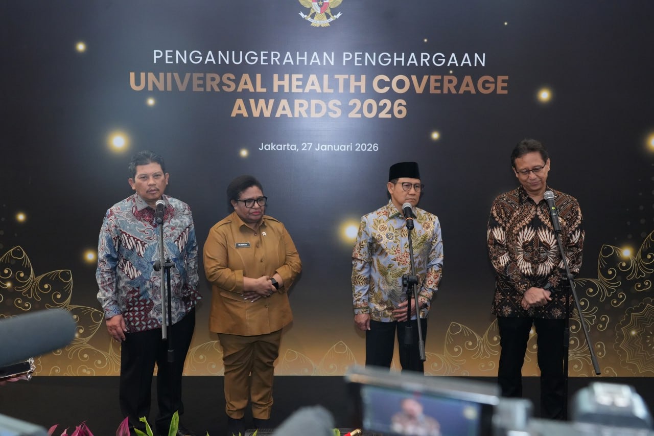 Sebanyak 31 pemerintah provinsi serta 397 pemerintah kabupaten dan kota menerima penghargaan pada ajang Universal Health Coverage (UHC) Awards Tahun 2026 || Foto: Istimewa