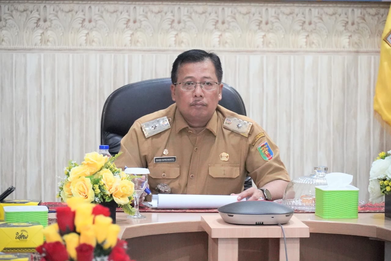 Staf Ahli Gubernur Bidang Ekubang, Bani Ispriyanto, mengikuti Rapat Koordinasi Pengendalian Inflasi Daerah Tahun 2025 || Foto: Dinas Kominfotik Provinsi Lampung