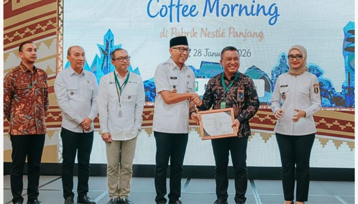 PLN Terima Penghargaan CSR dari Gubernur Lampung atas Kontribusi di Bidang Pendidikan