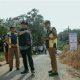 Gubernur Lampung Rahmat Mirzani Djausal meninjau rencana perbaikan ruas jalan Gedong Aji–Umbul Mesir di Kecamatan Rawa Pitu, Kabupaten Tulang Bawang || Foto: Istimewa