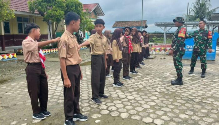 Latih PBB Siswa SDN 8 Way Khilau, Program TMMD Tanamkan Disiplin dan Cinta Tanah Air Sejak Dini