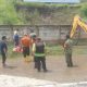 Menanggapi keluhan warga, Walikota Eva Dwiana bersama BPJN melakukan normalisasi saluran drainase di jalan By Pass Soekarno - Hatta || Foto: Istimewa || 5W1HINDONESIA.ID