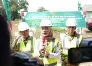 Wagub Lampung Jihan Nurlela saat menghadiri Ground breaking pembangunan Jembatan Perintis Garuda Tahap III dan IV di Desa Kalipasir, Kecamatan Bungur, Kabupaten Lampung Timur || Foto: Dinas Kominfotik Provinsi Lampung