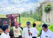Kepala Bappeda Provinsi Lampung, Anang Risgiyanto, yang mewakili Gubernur Lampung Rahmat Mirzani Djausal, pada kegiatan Pelatihan Operator Mesin Pengering (Bed Dryer) dan Manajemen Bisnis di Kecamatan Natar, Kabupaten Lampung Selatan || Foto: Dinas Kominfotik Provinsi Lampung