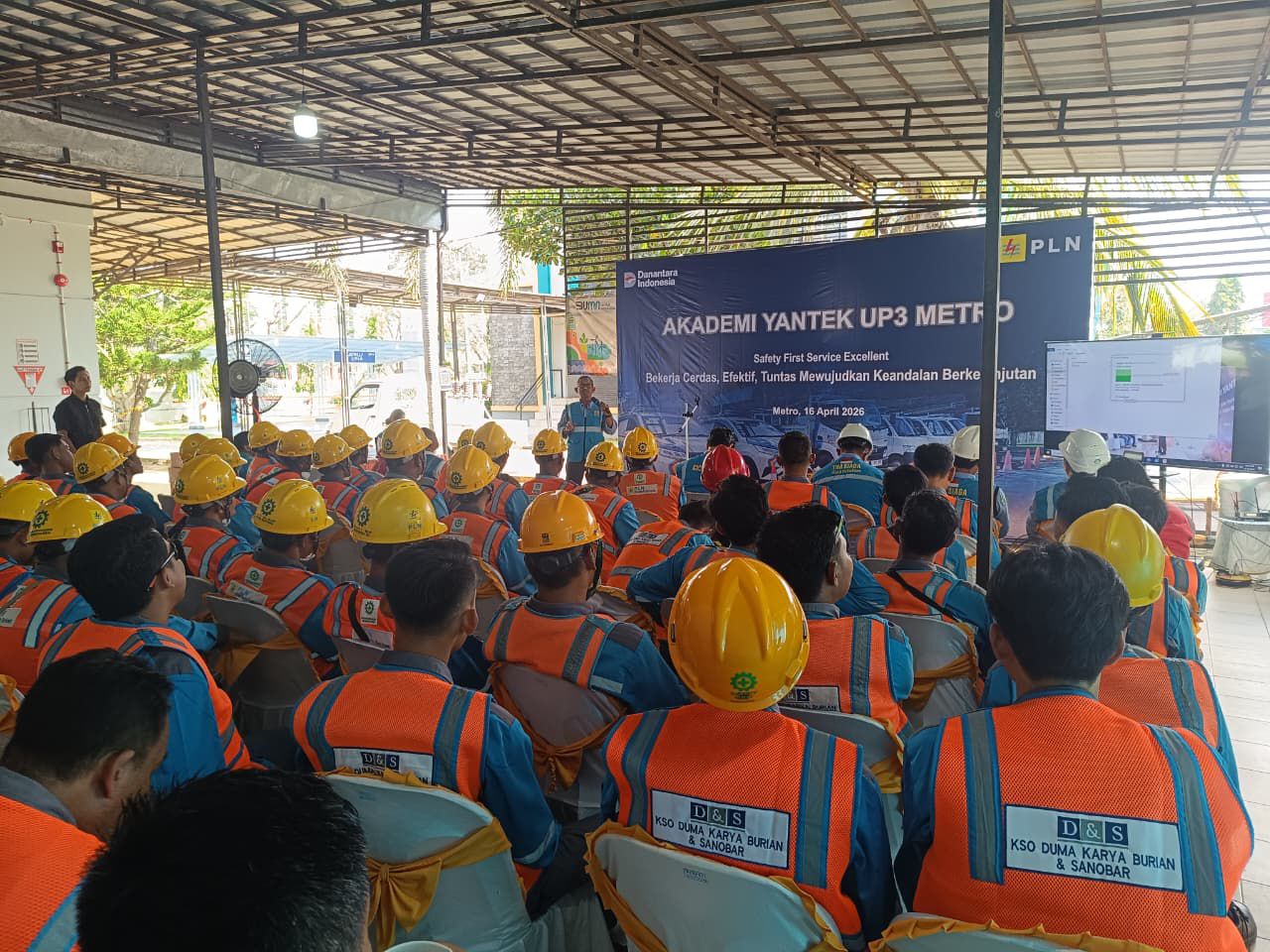 Peningkatan kompetensi petugas Yantek PLN UP3 Metro melalui Akademi Yantek, sebagai upaya memperkuat keandalan layanan kelistrikan menjelang Hari Buruh || Foto: PLN UP3 Metro