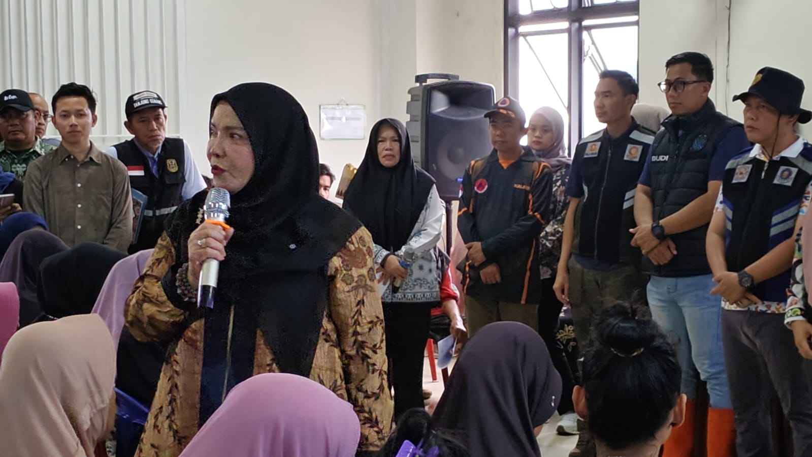 Walikota Eva Dwiana saat memberikan pengarahan || Foto: 5W1HINDONESIA.ID