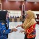 Penyerahan SK PPPK Oleh Asisten II Bidan Perekonomian dan Pembangunan || Foto: 5WH1INDONESIA.ID