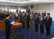 Sekdaprov Lampung, Marindo Kurniawan, melantik dan mengambil sumpah/janji jabatan Pejabat Pimpinan Tinggi Pratama di lingkungan Pemprov Lampung || Foto: Dinas Kominfotik Provinsi Lampung