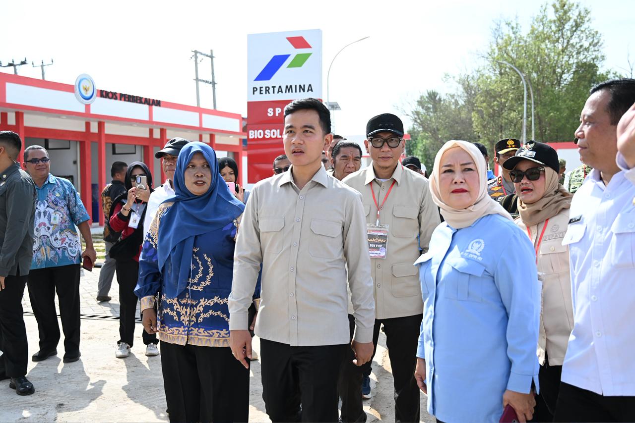 Wapres Gibran Rakabuming meninjau KNMP Desa Margasari di Kecamatan Labuhan Maringgai, Kabupaten Lampung Timur || Foto: Biro Pers, Media, dan Informasi Sekretariat Wakil Presiden