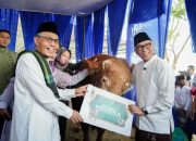 Gubernur Rahmat Mirzani Djausal saat melaksanakan ibadah salat Idul Adha 1447 Hijriah bersama jajaran Forkopimda Provinsi Lampung di Masjid Raya Al-Bakrie || Foto: Dinas Kominfotik Provinsi Lampung