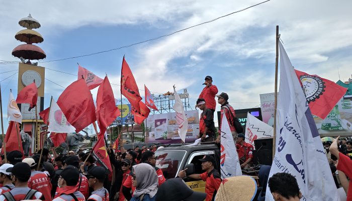 May Day 2026: Buruh Bandar Lampung Demo Tuntut Penghapusan Sistem Outsourcing