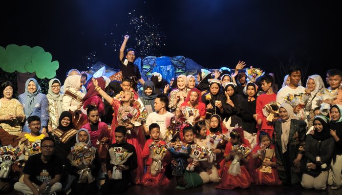 Keren! Anak-anak Difabel di Bandar Lampung Pukau Penonton Lewat Teater Garuda Wisnu Kencana
